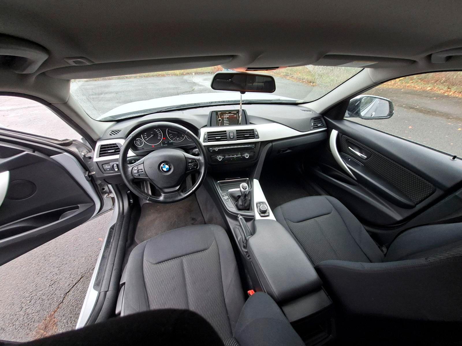 BMW X5 2012 — photo 9