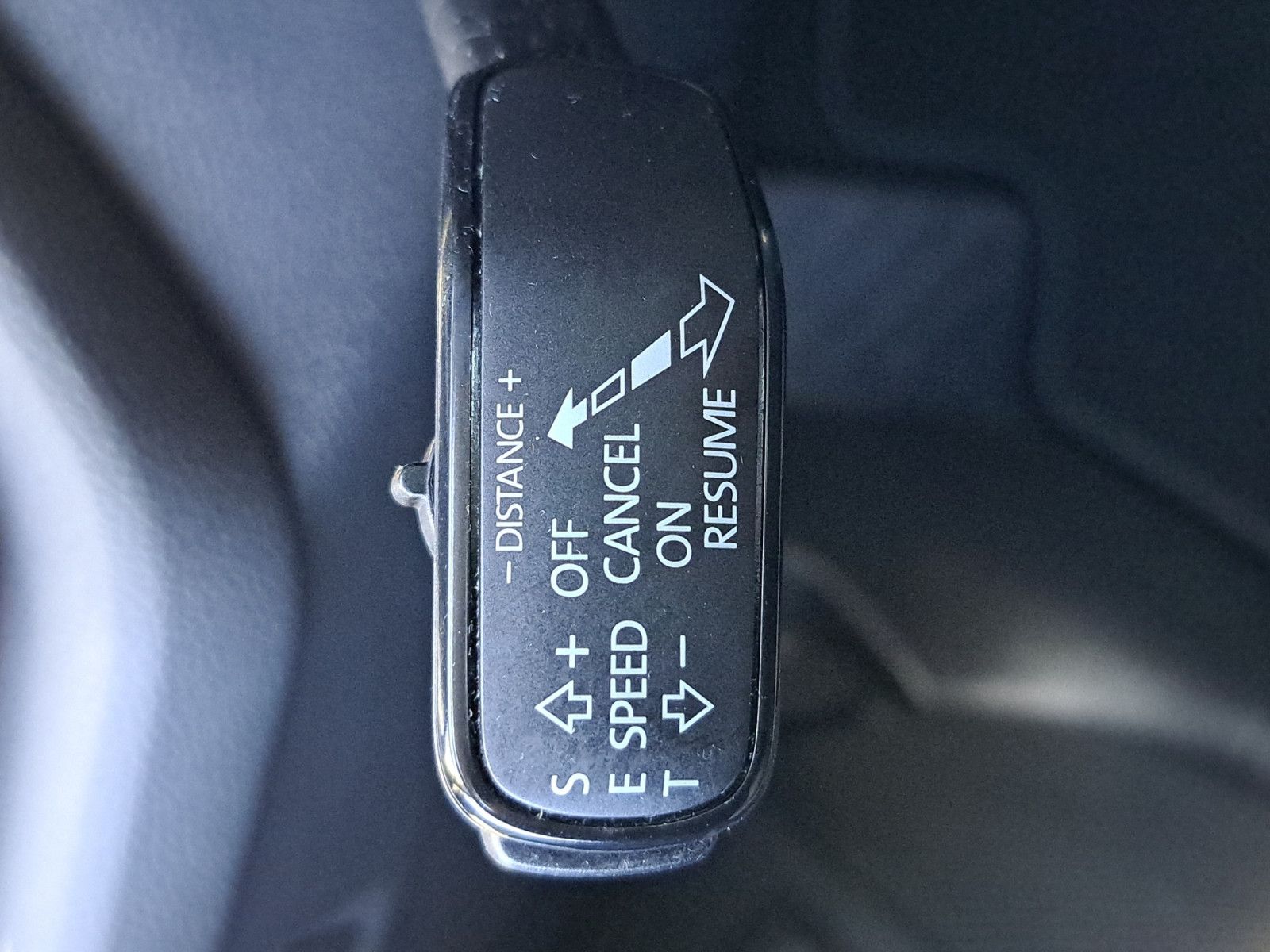 Octavia Combi Tour 2.0 TDI DSG AHK Navi