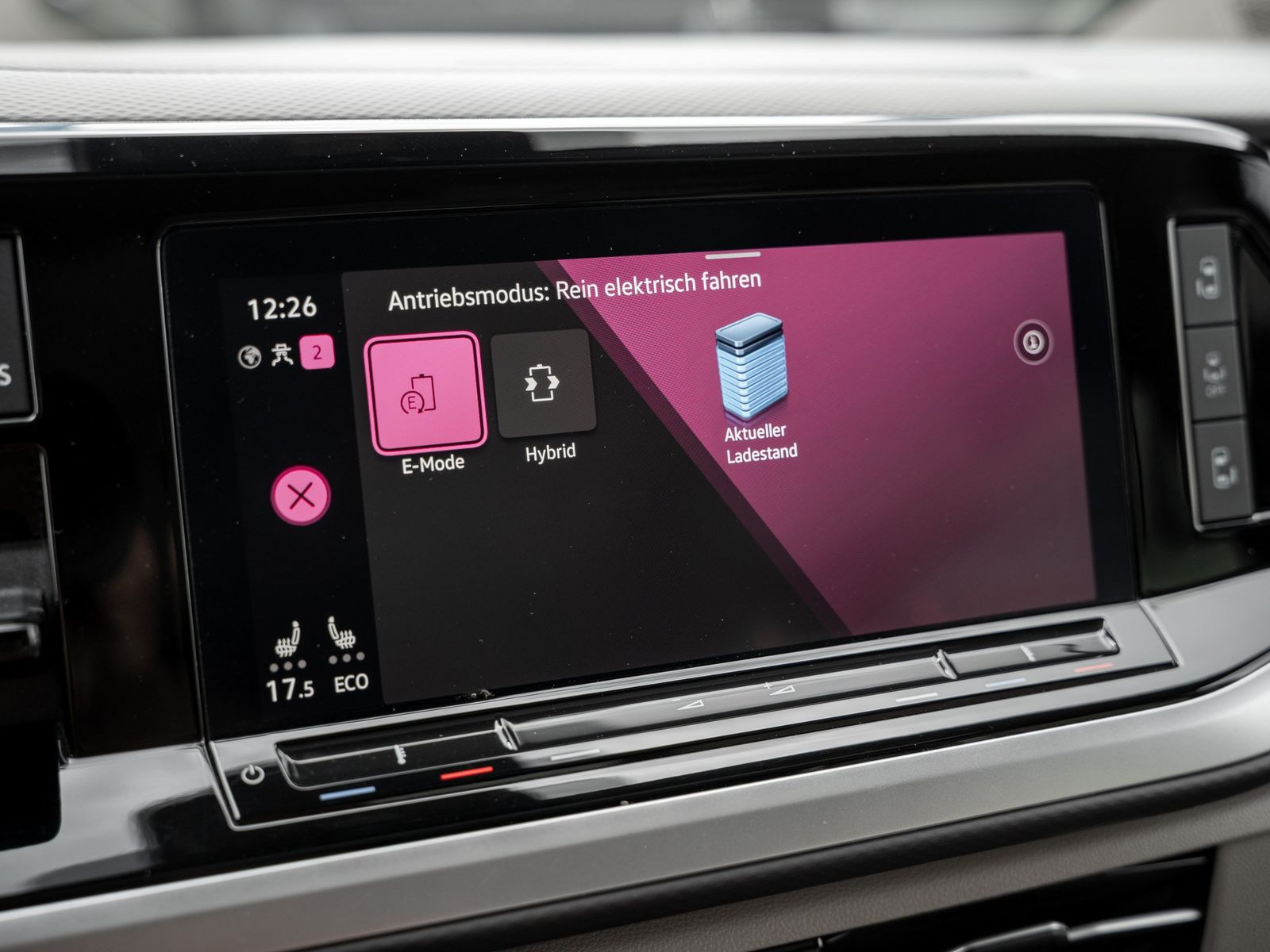 Volkswagen T7 Multivan KÜ Hybrid LED PANO STANDH NAVI AHK foto 18