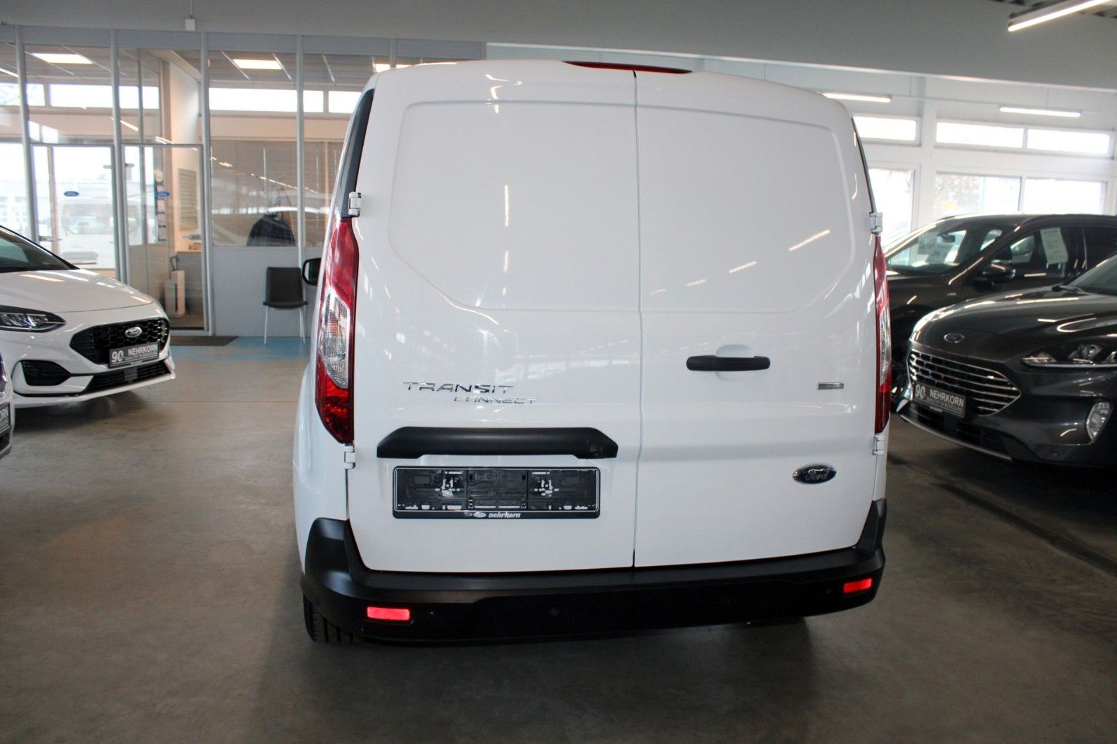 Fahrzeugabbildung Ford Transit Connect TREND L2 Lang KLIMA CAM STDHZ 3S