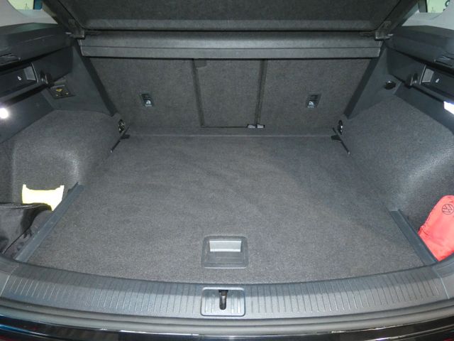 Tiguan Move  AHK SHZ ACC APP CONNECT