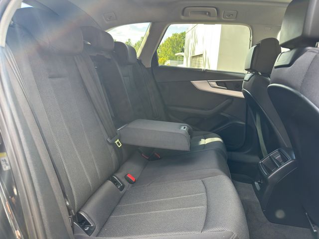 A4 Avant 35 2.0 TDI S-tronic KAMERA SHZ AHK ACC