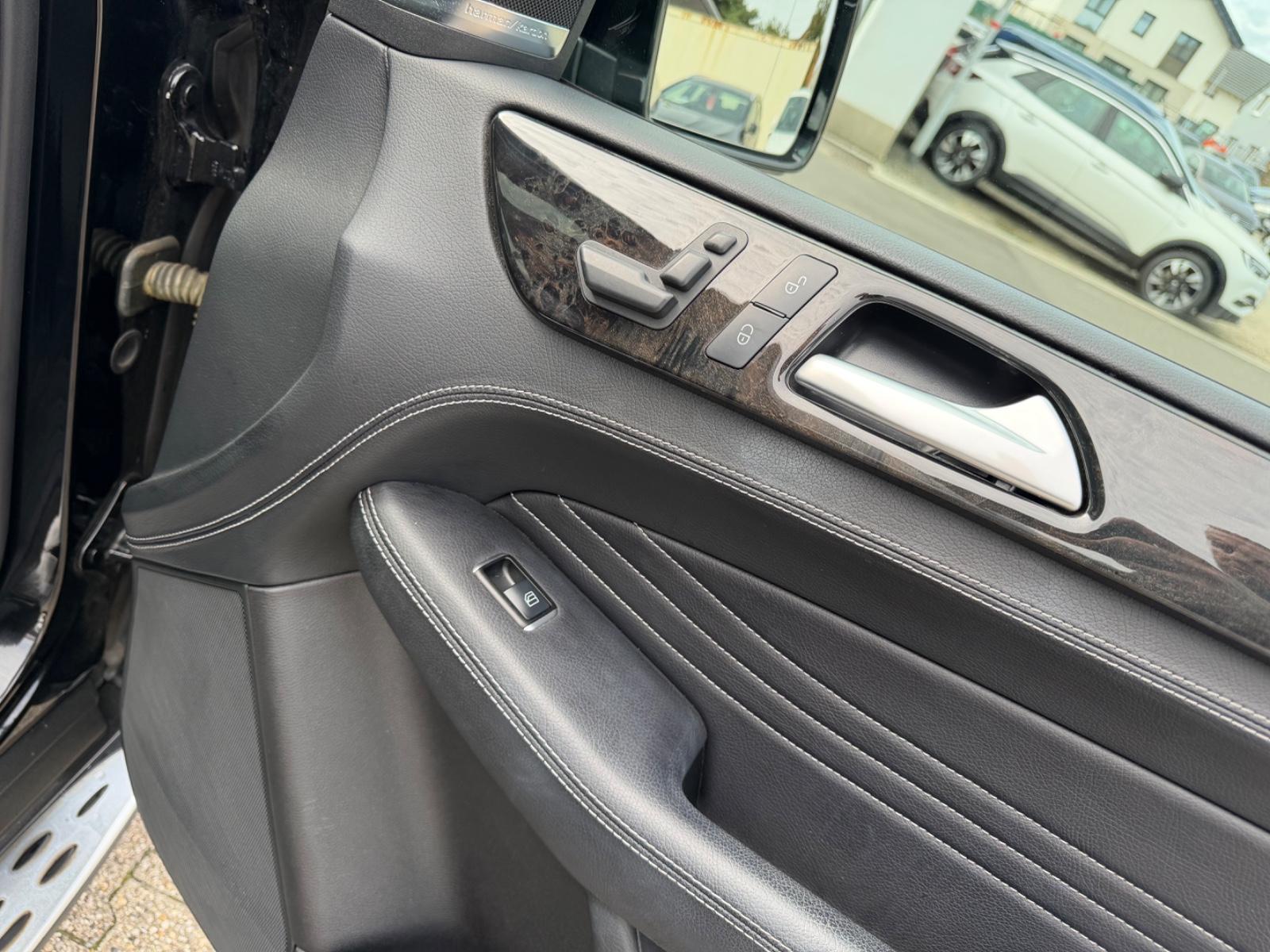 Mercedes-Benz ML 350 CDI 4Matic AMG PAKET 1.HD Leder H&K