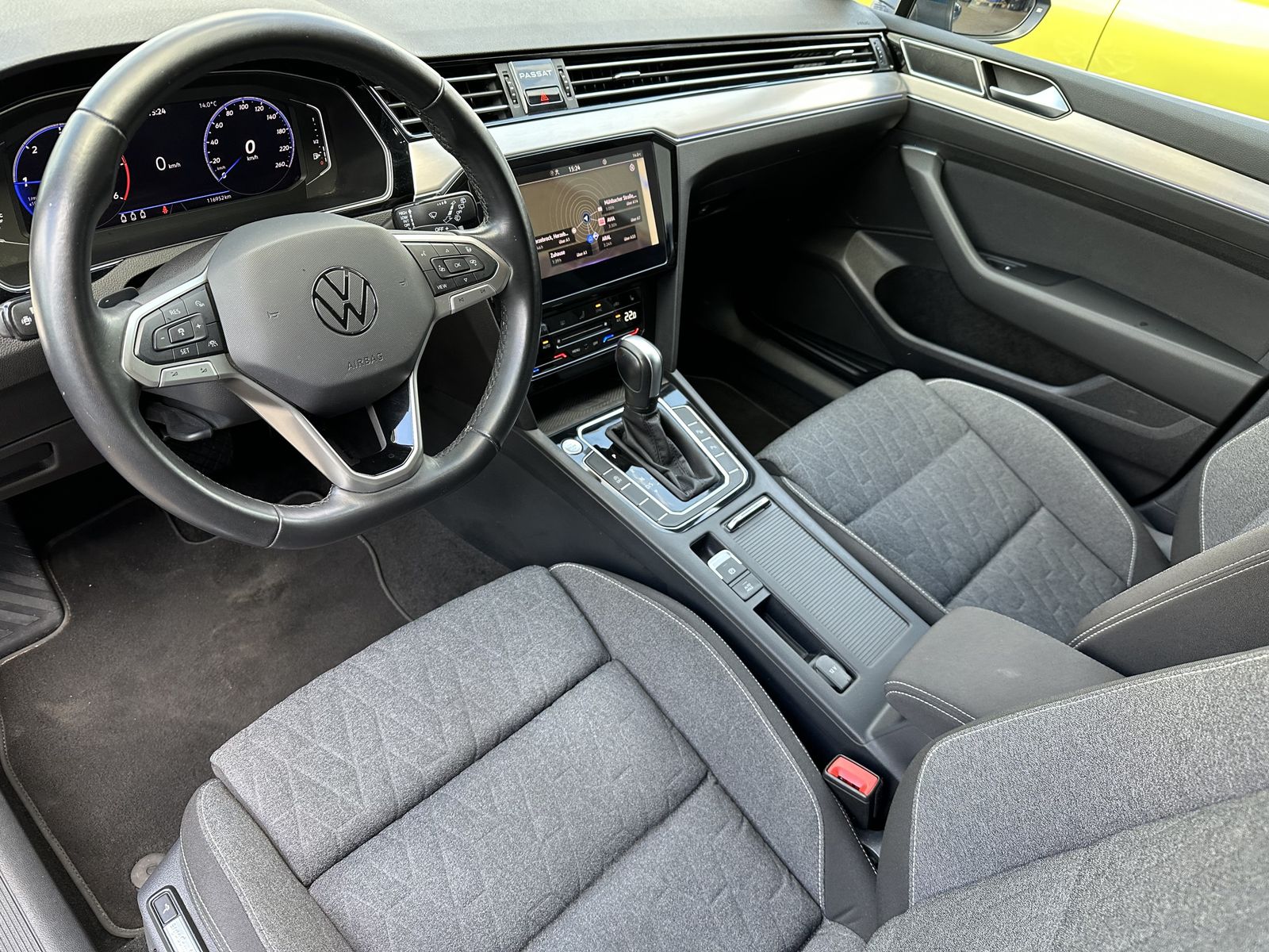 Fahrzeugabbildung Volkswagen Passat Variant Business NAV+IQ-LIGHT+AHK+KAM+VC