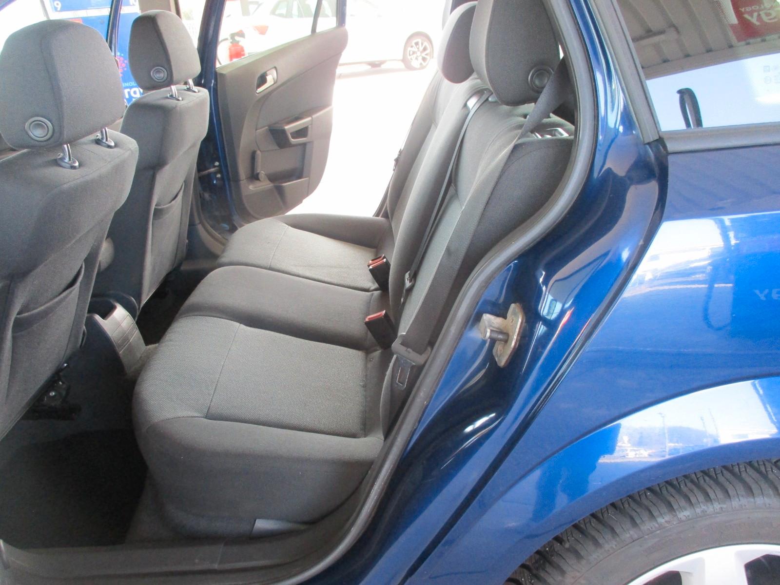 Opel Astra 2007 — photo 8