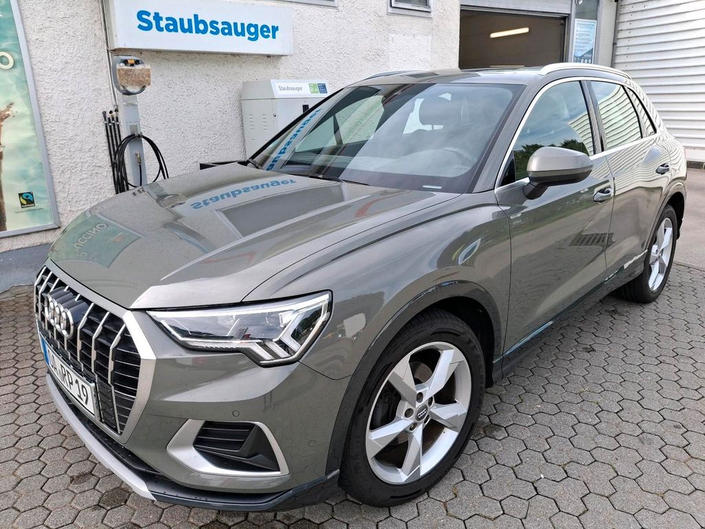 Image of Audi Q3