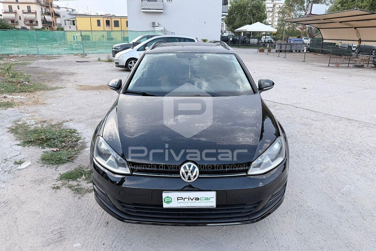 Volkswagen Golf 2015 — rear view