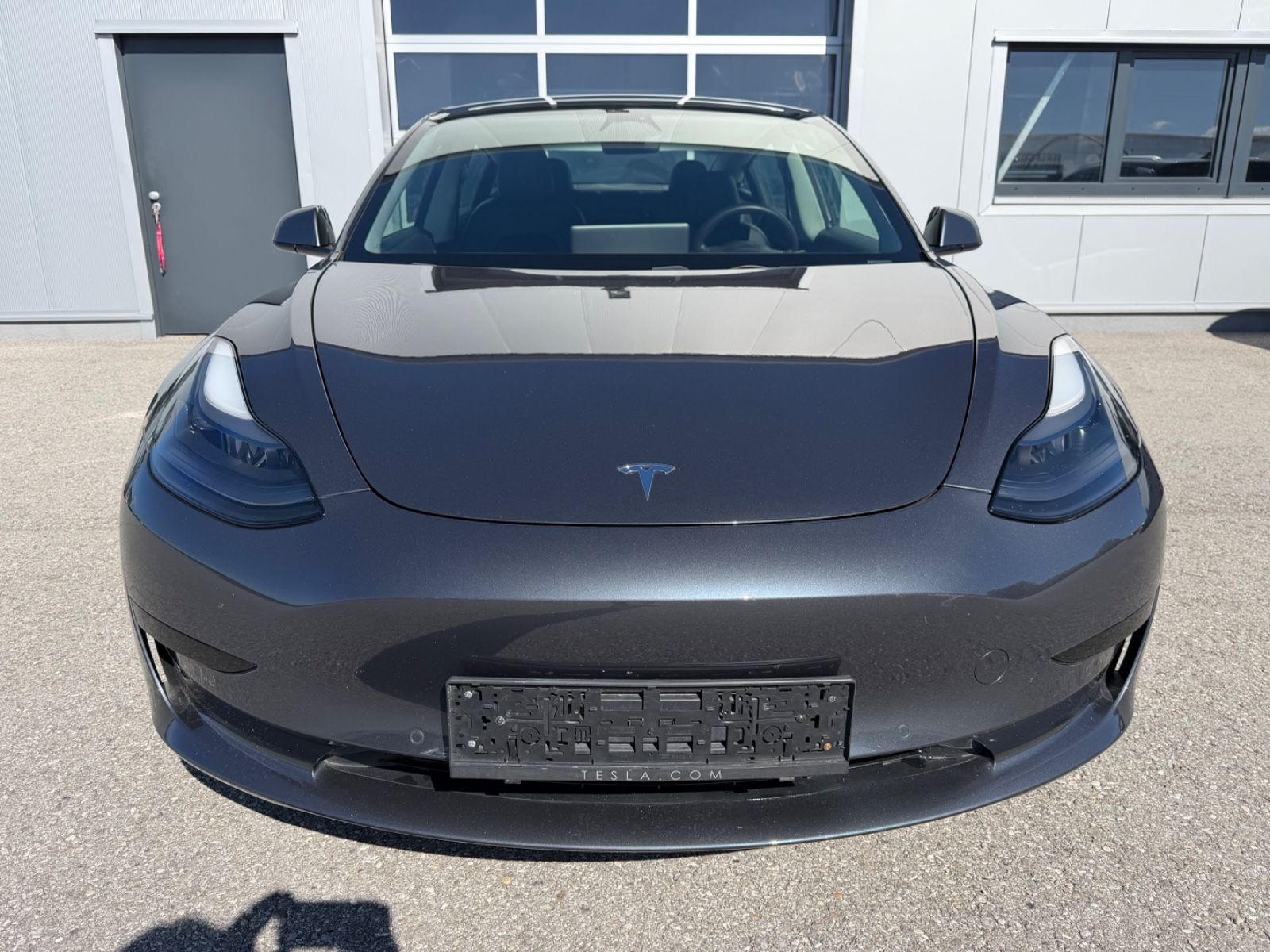 Tesla Model 3 Standard Range Plus RWD imagem 2