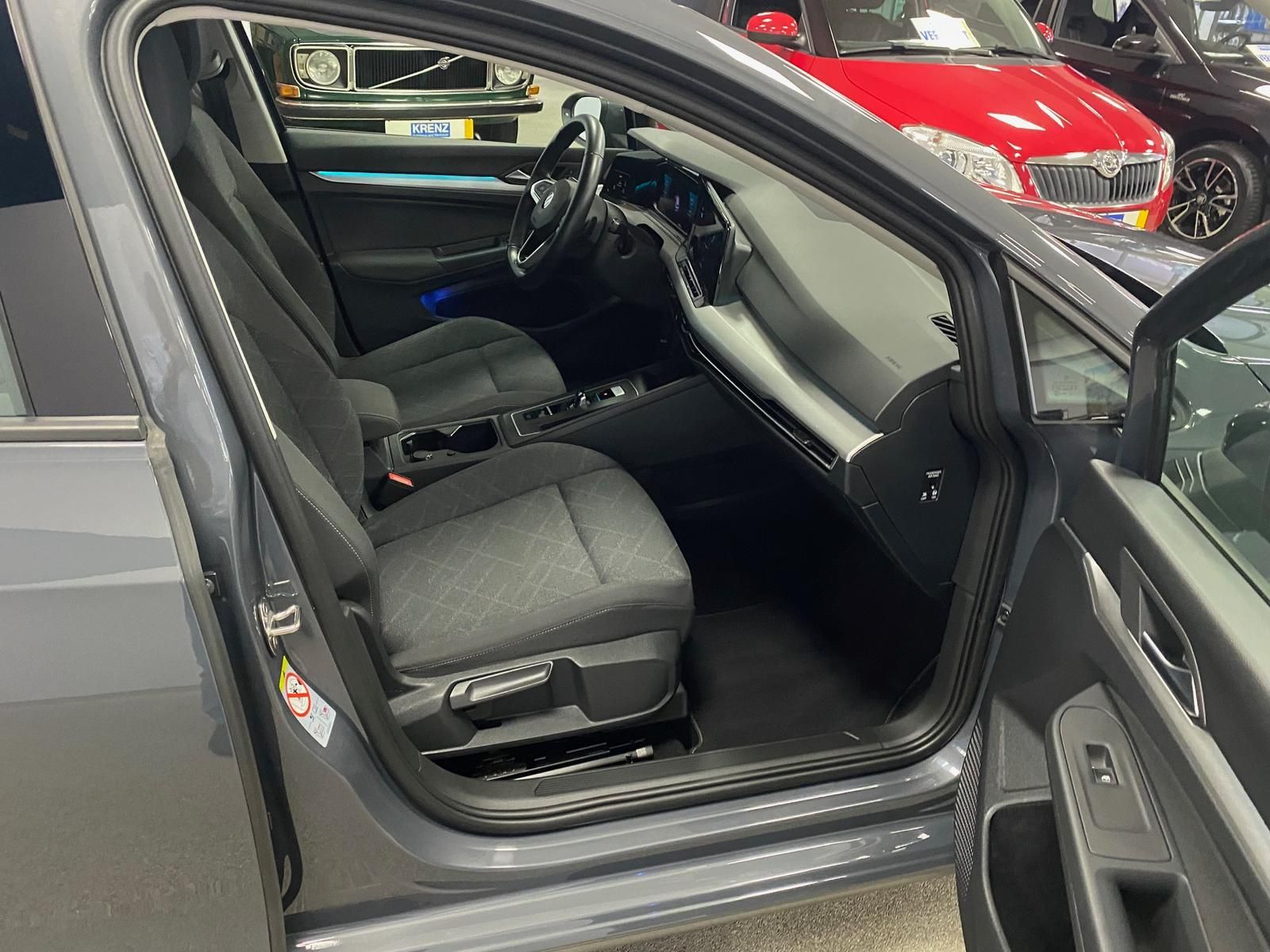 Fahrzeugabbildung Volkswagen Golf Variant 1.5 TSI APP+KLIMA+ACC+RFK+AHK+NAVI+
