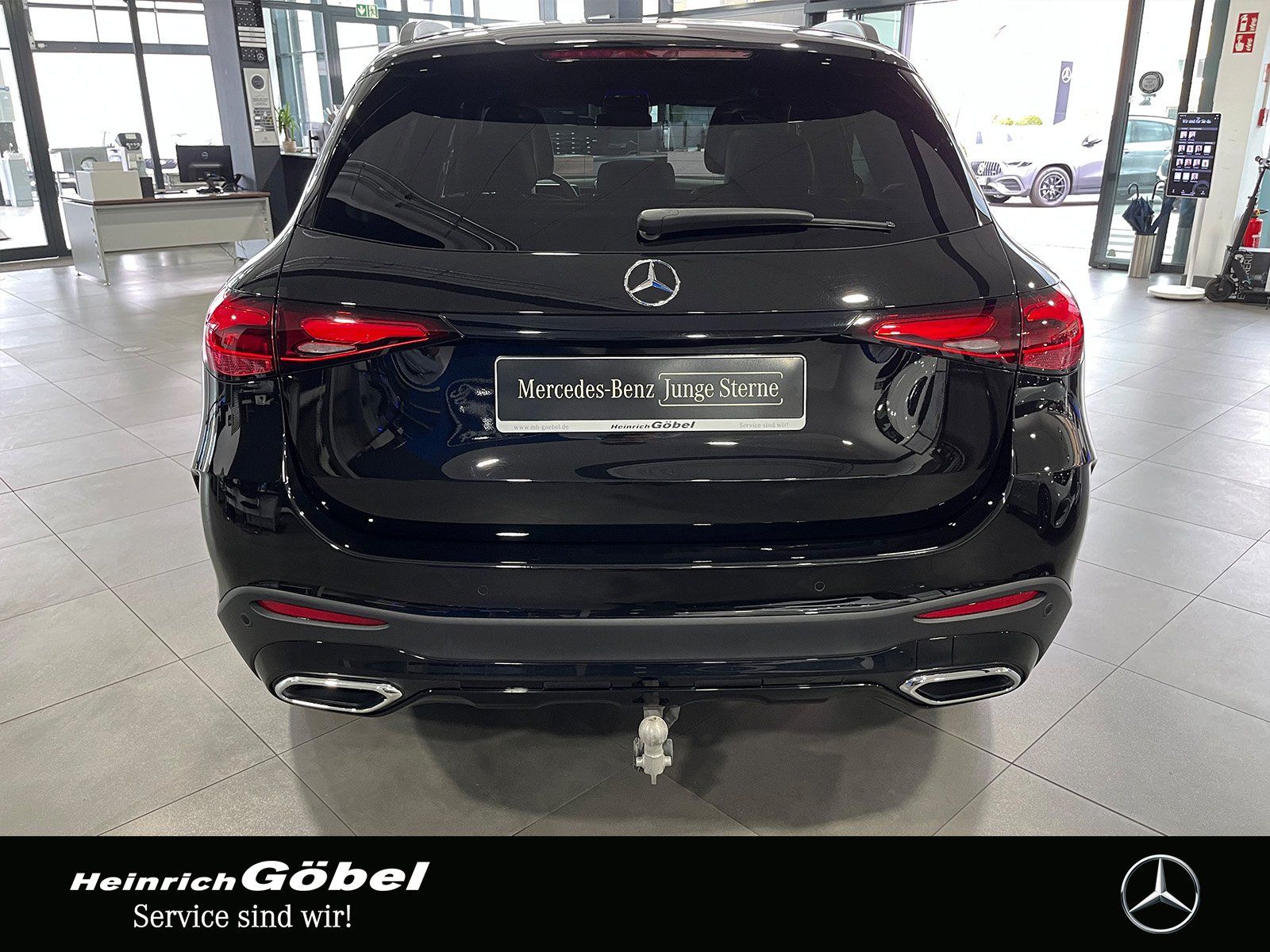 Fahrzeugabbildung Mercedes-Benz GLC 300 4M EDITION-AMG+PANO+AHK+360°+MEMORY+LED