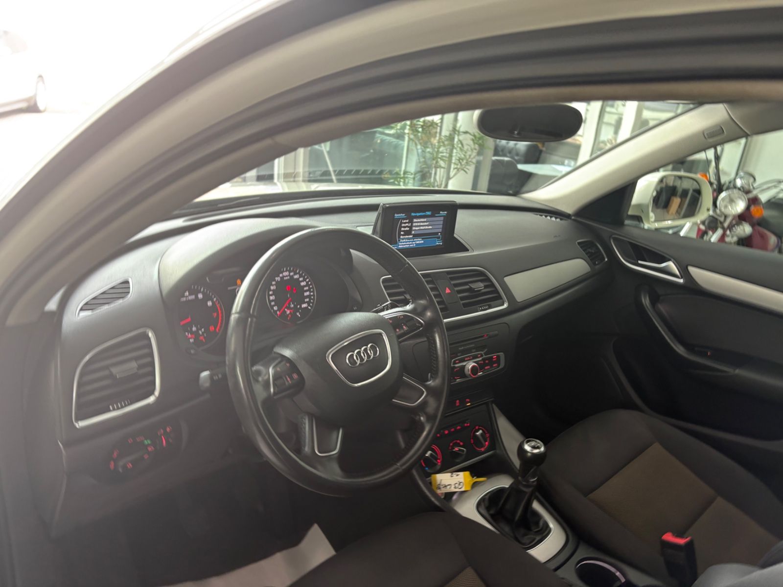 Fahrzeugabbildung Audi Q3 1.4 TFSI * PANORAMADACH*NAVI* 1.HAND *