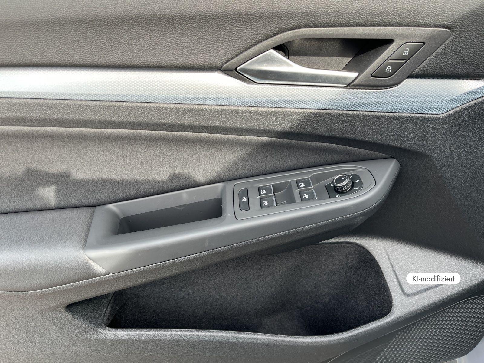 Volkswagen Golf VIII 1,5 TSI Energy NAVI/LED/RFK/Sitzheizun, миниатюра 14