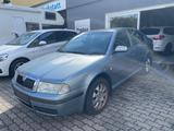 Skoda Octavia 1.8 Turbo Style/AHK/Klimaauto/2xSHZG/PDC - Skoda Octavia: Turbo