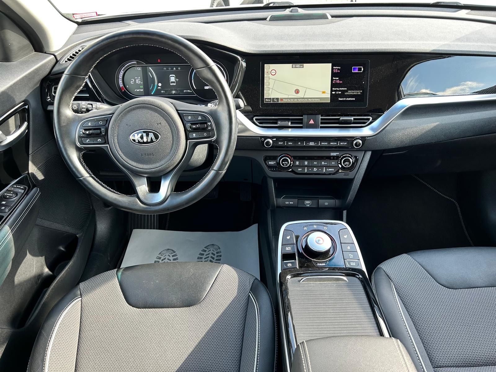 Fahrzeugabbildung Kia e-Niro°64 kWh°Leder°CCS°Kamera°1.Hand