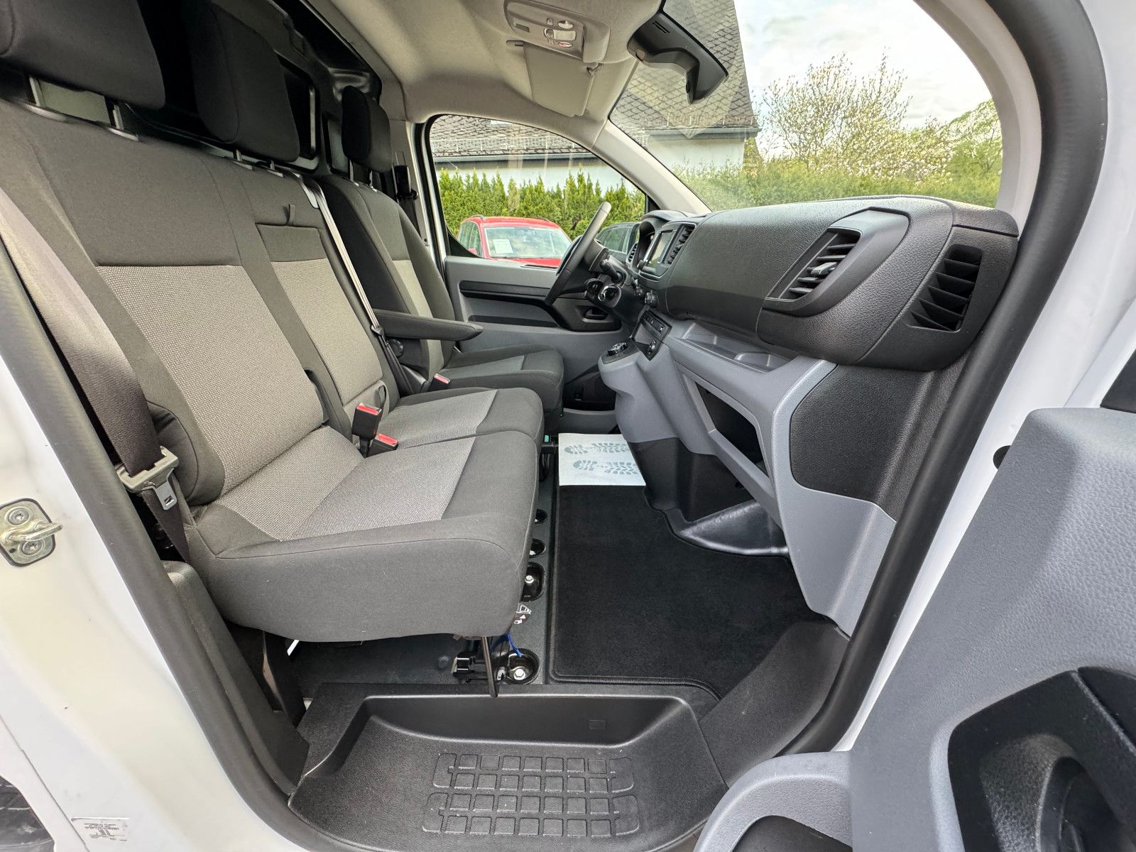 PEUGEOT Expert, 2023, Diesel, 144 PS