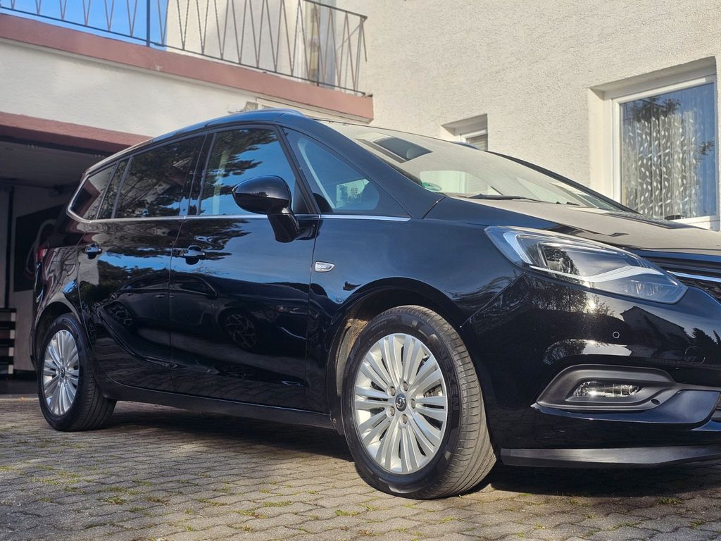 Image of Opel Zafira Tourer