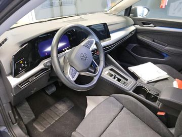 Volkswagen Golf - 6