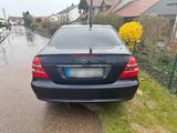 Mercedes-Benz Mercedes Benz   E 200 - Mercedes-Benz E 200: Kleinwagen