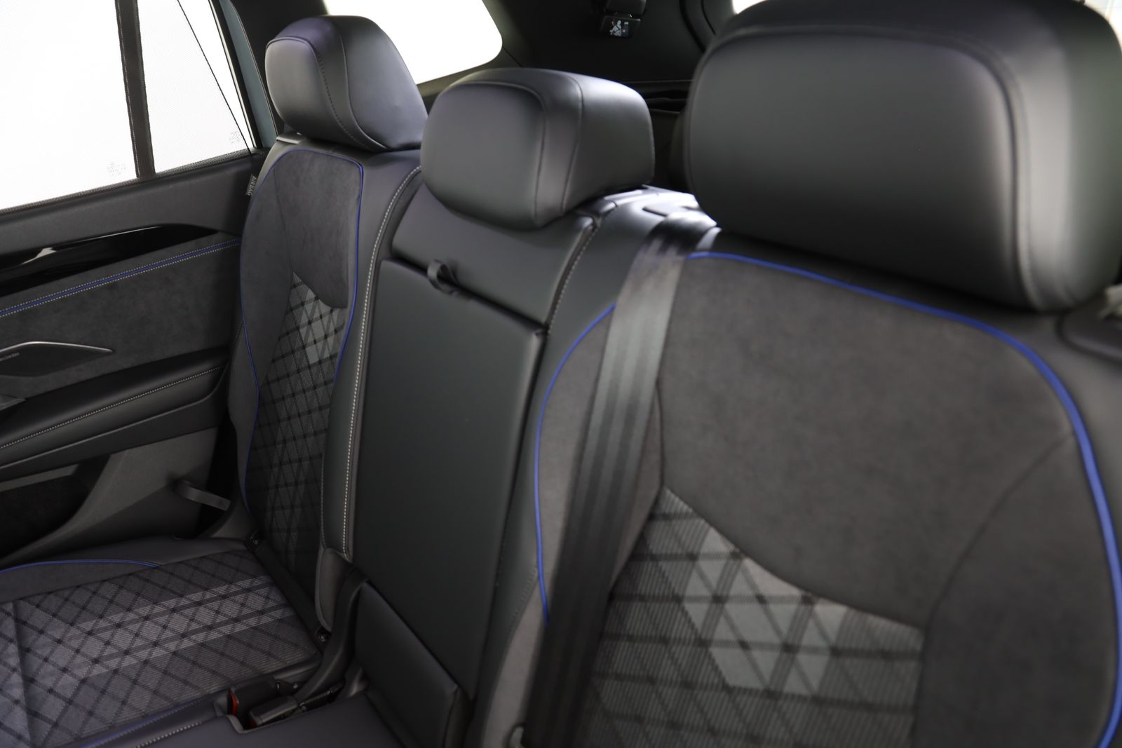 Volkswagen Tayron 2.0 TSI DSG 4MOTION R-Line BLACK STYLE foto 10