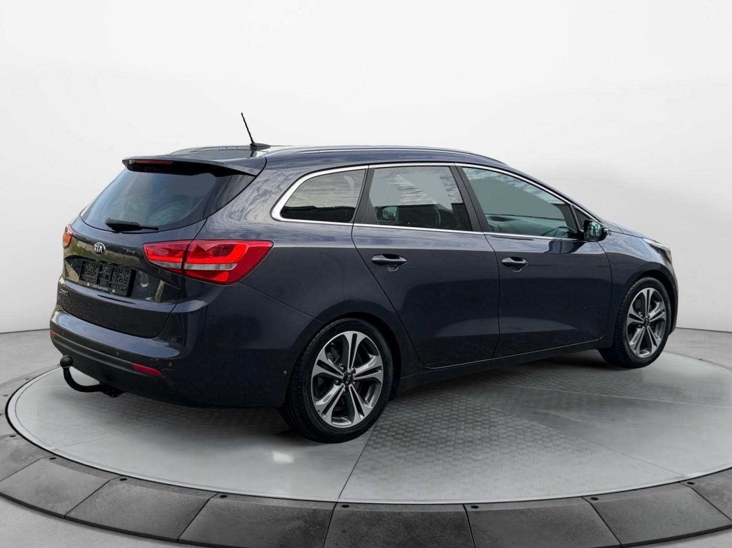 Kia cee'd 1.6 GDI Platinum Xenon Schiebed. Leder Kam
