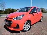 Hyundai i10 1.0 Select - Hyundai i10 Gebrauchtwagen in Hamburg