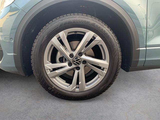 T-Roc 1.5 TSI DSG R LINE LED+AHK+ACC+KAMERA+NAVI