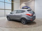 Hyundai Tucson ix35 Navi/Bi-Xenon/Leder/Pano/WP/Ahk - Hyundai ix35 mit Benzin-Antrieb