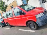 Volkswagen T5 7sitzer - VW T5 Transporter in Bonn