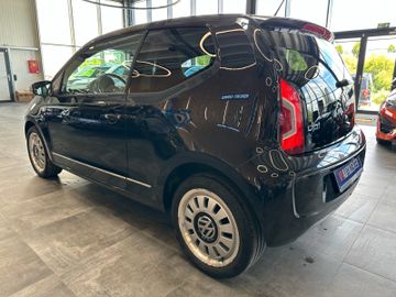 MYAUTOCENTER – Gebraucht- und Jahreswagen mit Werkstattservice in Pfaffenhofen Volkswagen up! black up! *Sitzh.*Navi*Klima*TÜV0428*