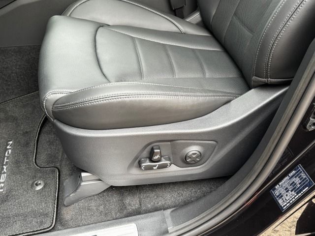 Fahrzeugabbildung KGM Rexton 2.2 Diesel e-XDi Black 8AT*MJ25