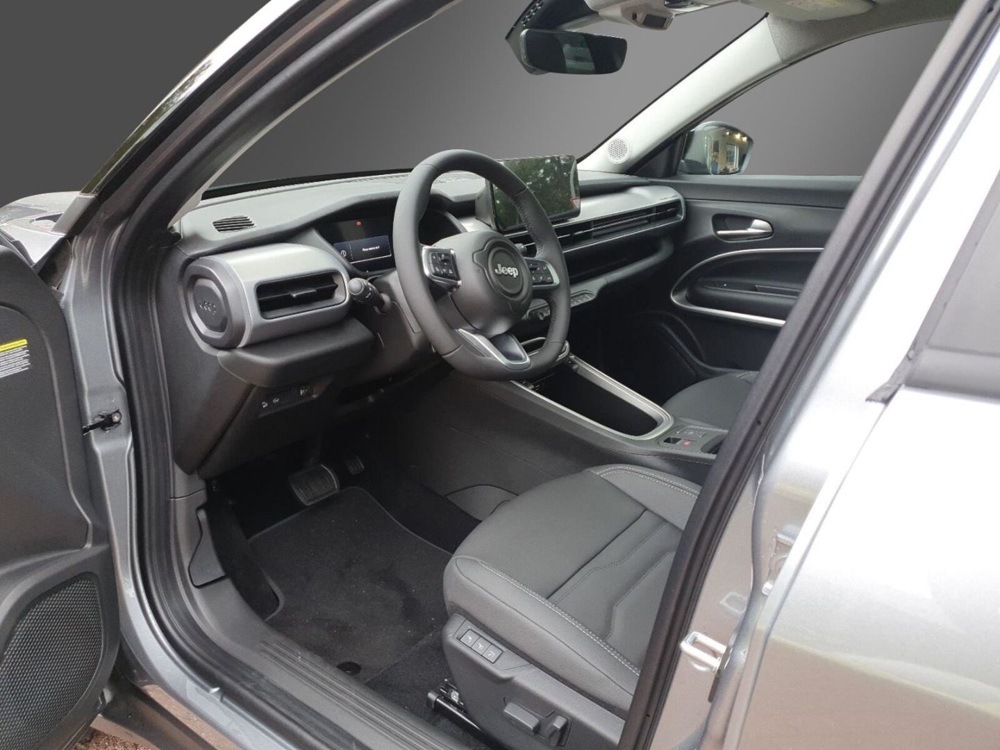 Fahrzeugabbildung Jeep Avenger Summit Pano Leder Infotainment Paket-MY2