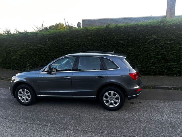 Audi Q5 , Automatik , Quatro