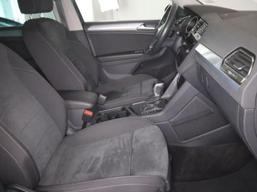 Volkswagen Tiguan - 10