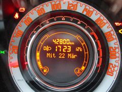 Fahrzeugabbildung Fiat 500 1.2 Lounge / Allwetterreifen