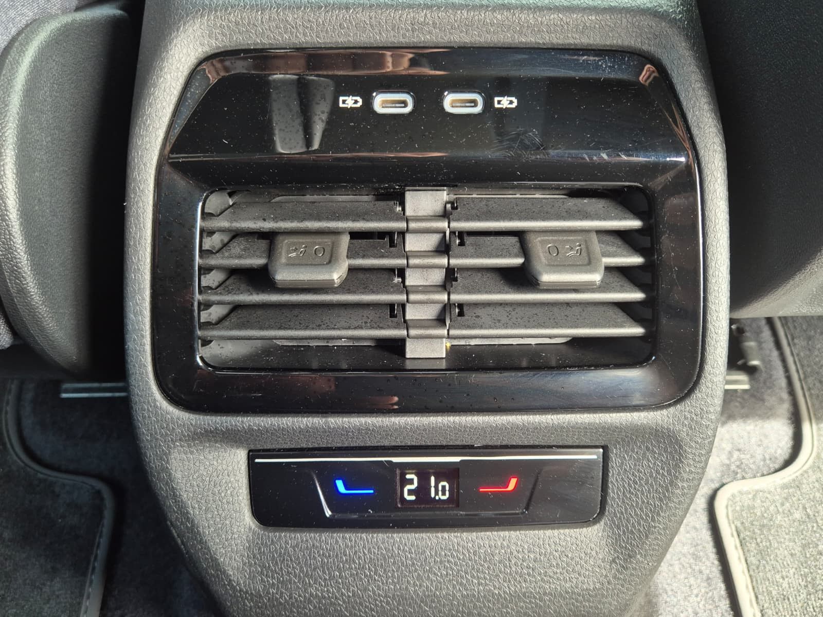 Fahrzeugabbildung Volkswagen ID.4 Pure Performance 125 kW LED*ACC*KAM*90,7%*