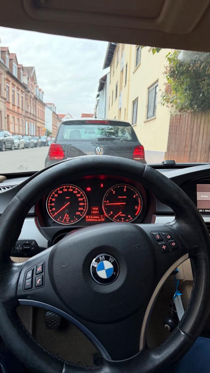 BMW 320 2007 — photo 9