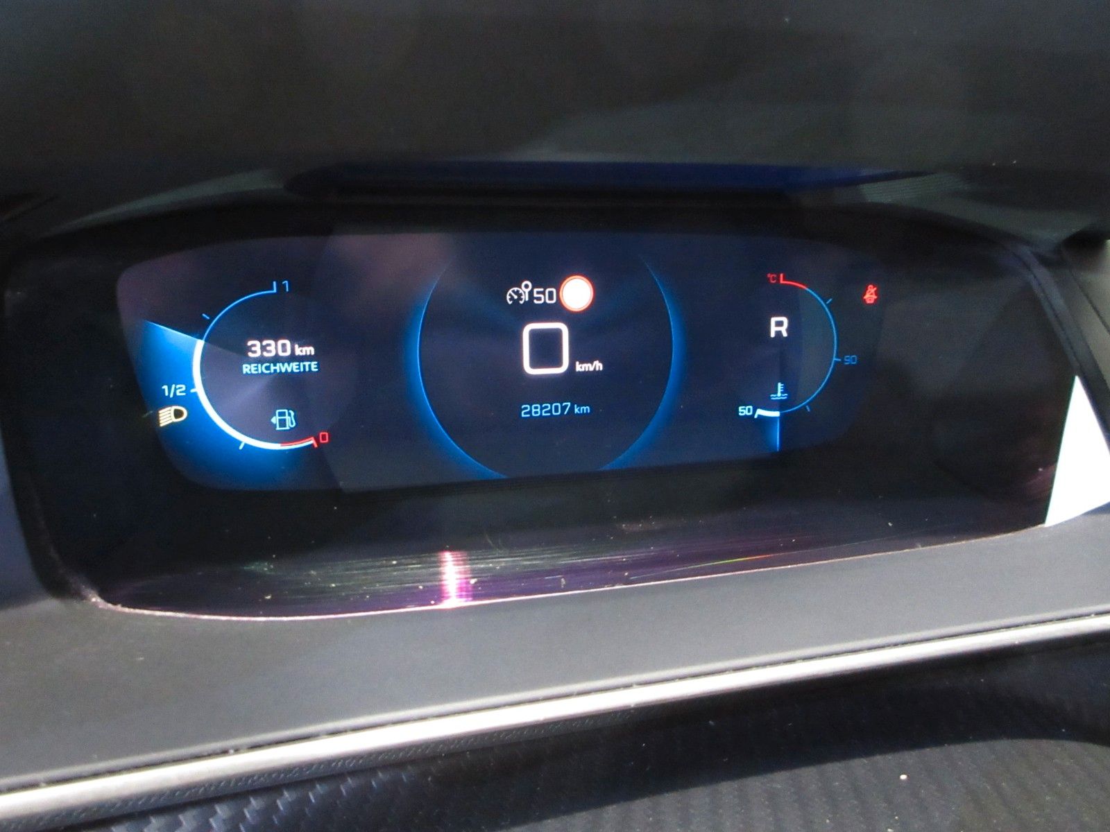 Fahrzeugabbildung Peugeot 208 Allure 1.2T FULL-LED/NAVI/PDC/CAM/ALU