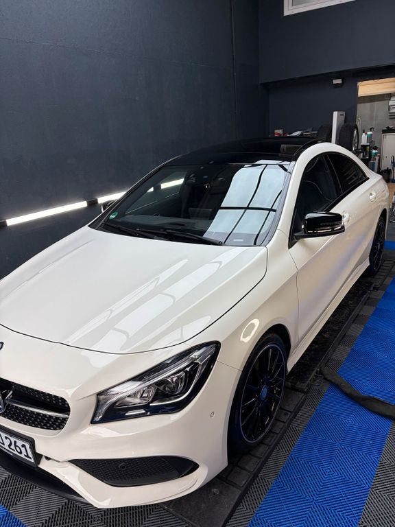 Image of Mercedes-Benz CLA 220