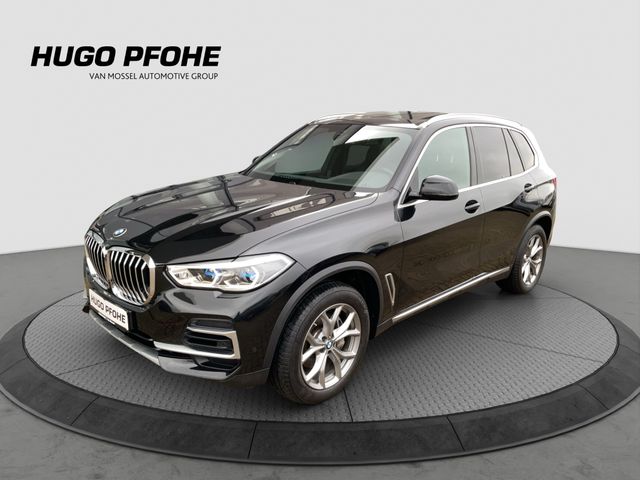 BMW X5 xDrive40i xLine. 19 Zoll. ACC. Head Up. Laser