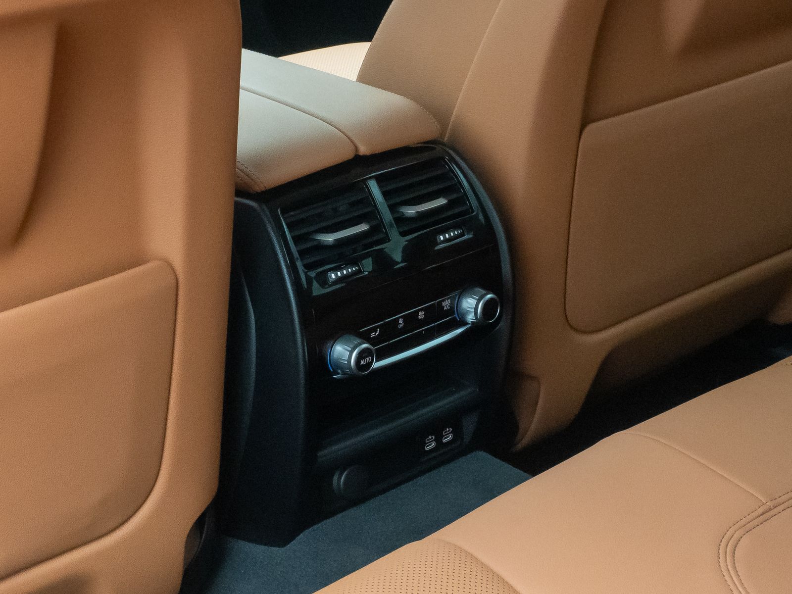 Fahrzeugabbildung BMW 530d Sport Komfort DAB Kamera 4xKlima Alarm