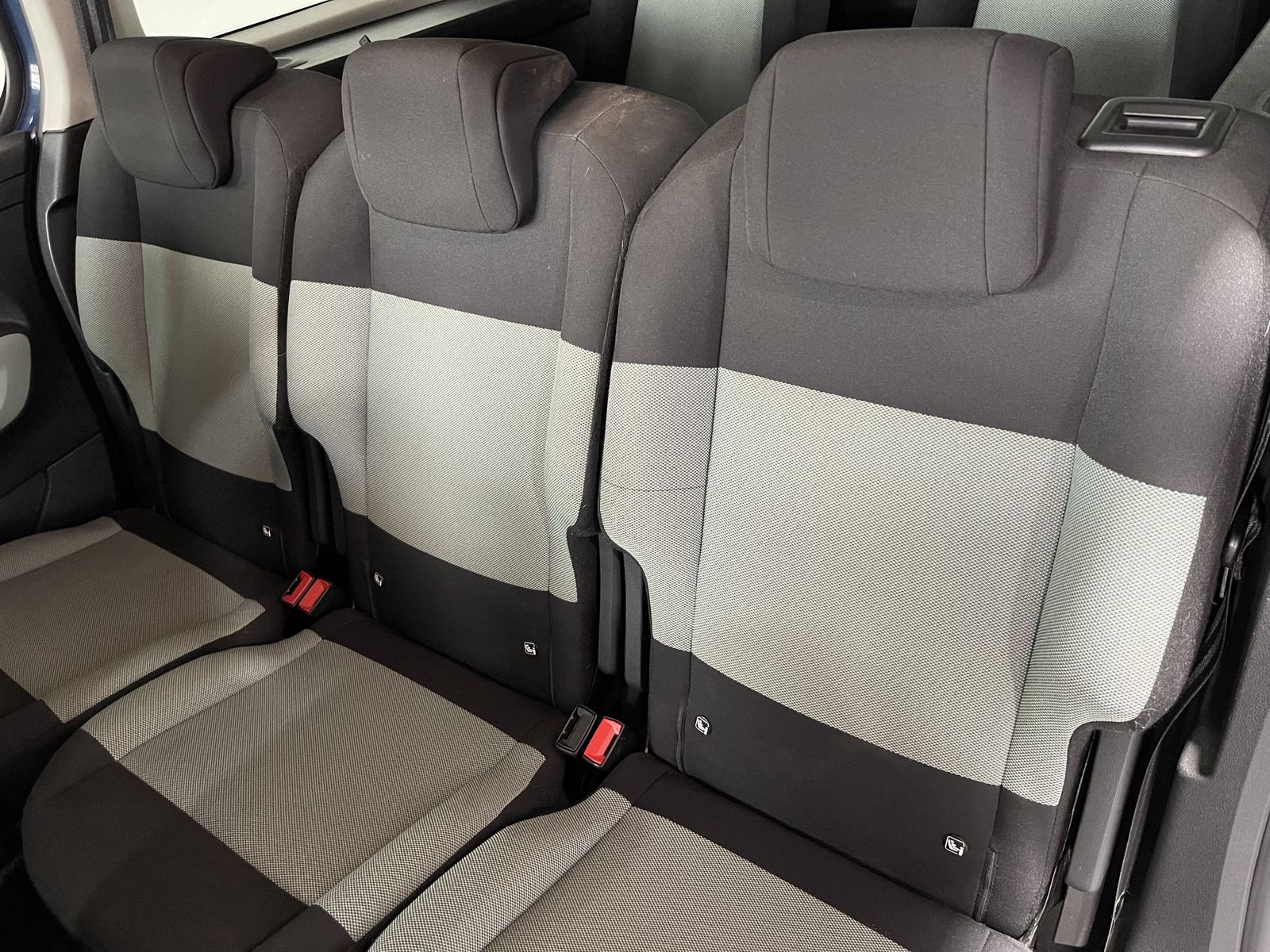 Fahrzeugabbildung Citroën Berlingo Feel XL*7 Sitzer*AHK*LED*Navi*Cam*Klima