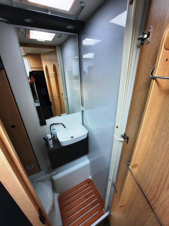 Fahrzeugabbildung Sunlight T 67 Adventure Edition Verfüg./Sparen Sie 12.121