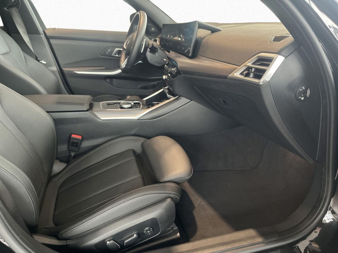 BMW 330 - Bild 13