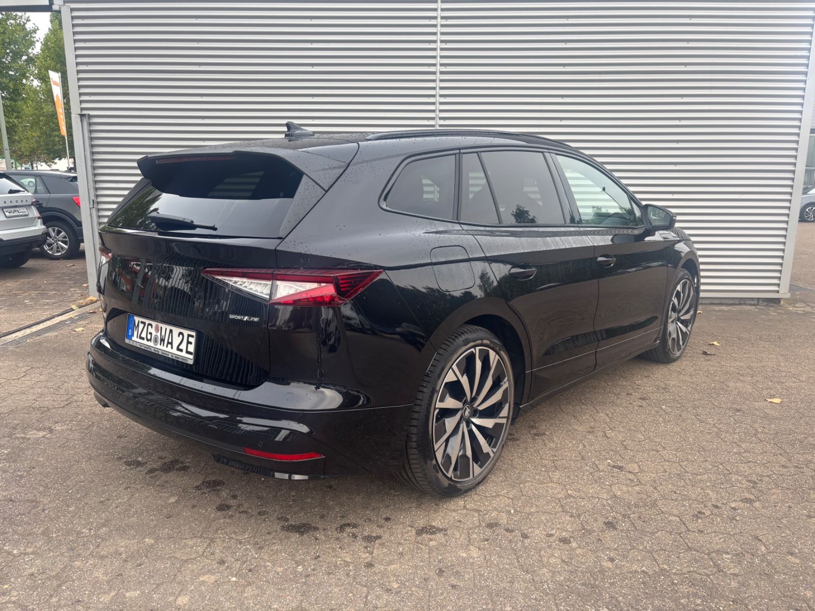 Fahrzeugabbildung SKODA Enyaq 85 Sportline Kam Navi