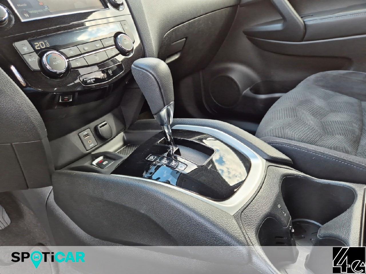 Nissan X-Trail N-Connecta AHK I NAVI I PANO