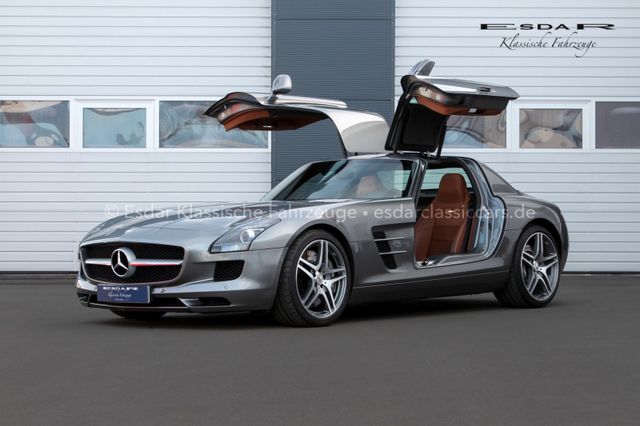 Mercedes-Benz SLS AMG