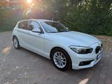 BMW 118i Advantage Automatik | Top Zustand  - BMW 1er Reihe: Kleinwagen