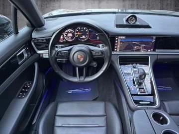 Porsche Panamera Sport Turismo 4 E-Hybrid*ACC*CHRONO*LED
