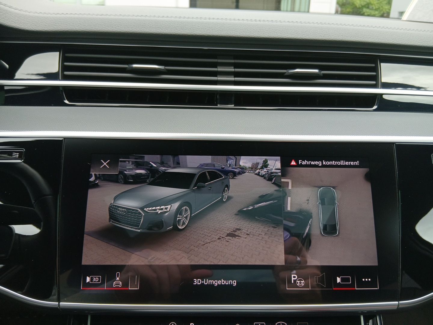 Audi A8 - Bild 26