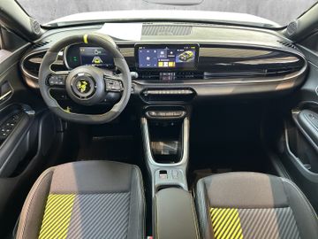 Abarth 600e Turismo 174KW ACC CARPLAY LED PDC DAB
